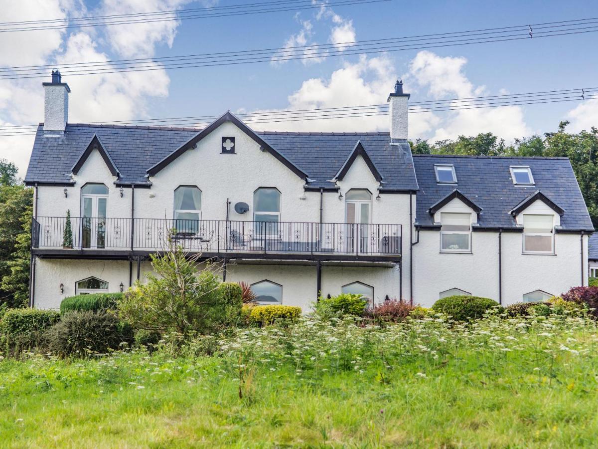 Вілла Menai View Llanfairpwllgwyngyll Екстер'єр фото