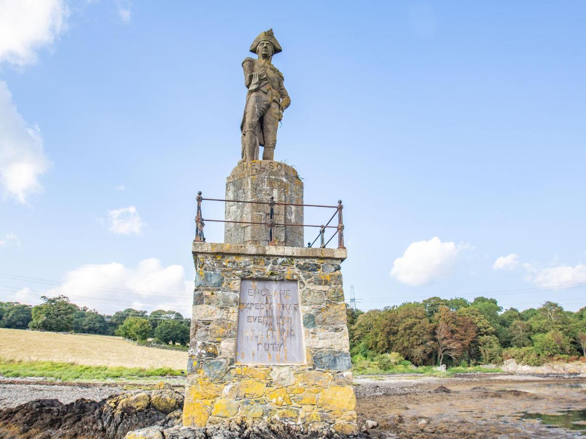 Вілла Menai View Llanfairpwllgwyngyll Екстер'єр фото